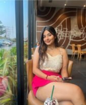 Call girls in Jhandewalan Delhi 9899985641 Book Today !!